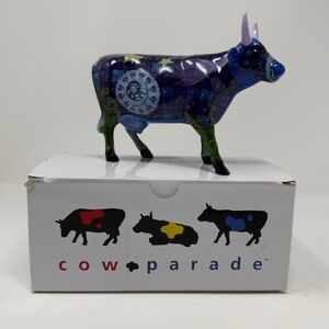 NWT Cow Parade Retired Infinity Cow Collectible Figurine #9191